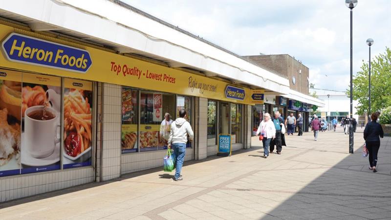 Unit 12, Chadderton Shopping Precinct, Oldham, OL9 0LQ - Novaloca.com