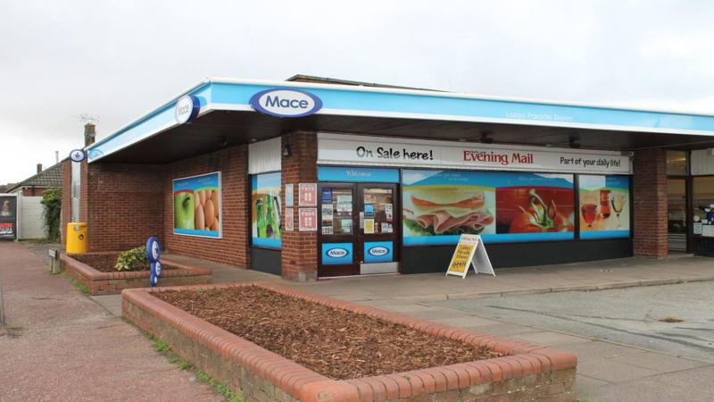 shop to let Barrow-in-Furness