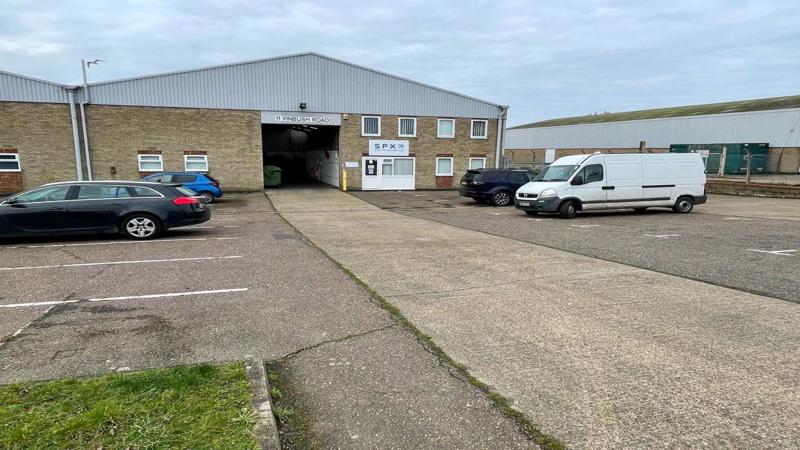 warehouse to let Lowestoft