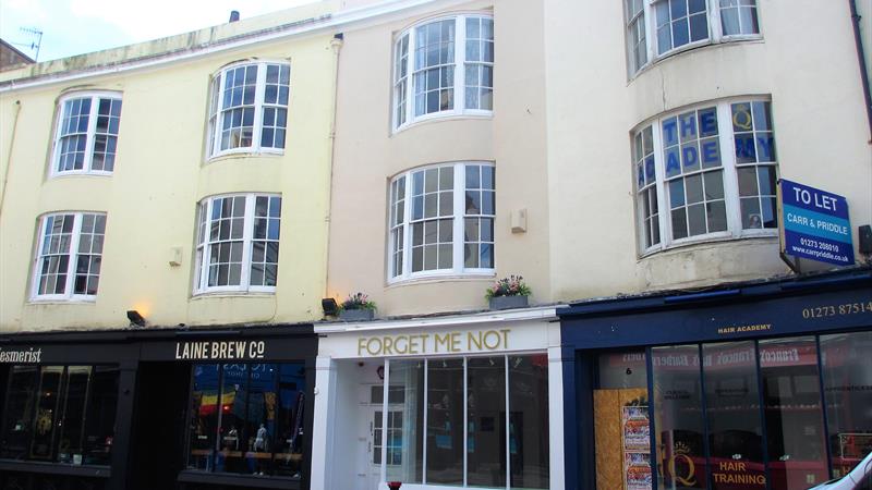 Retail Unit To Let in Brighton