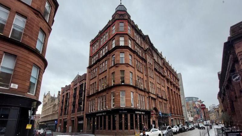 office to let Glasgow