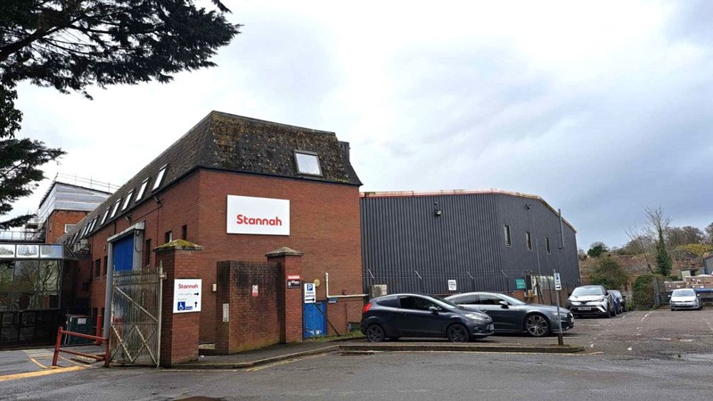 warehouse to let Andover