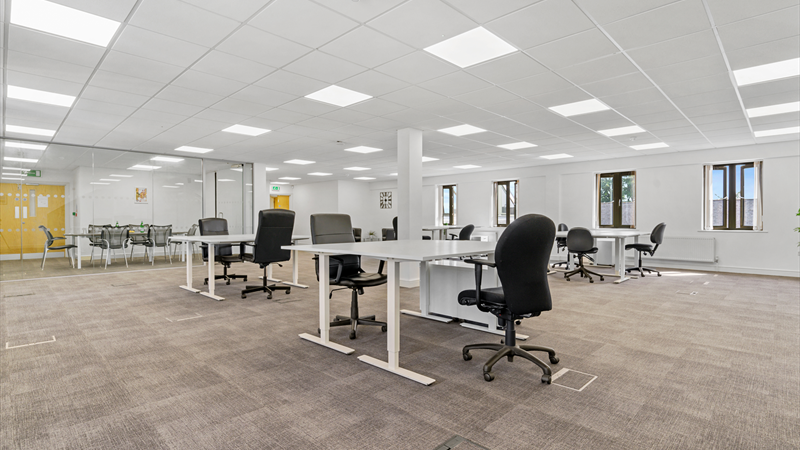 Leasehold office Cirencester UBC