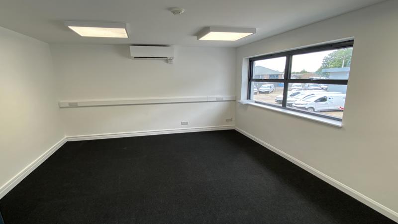 Tonbridge  L4 Deacon new office 2.jpg