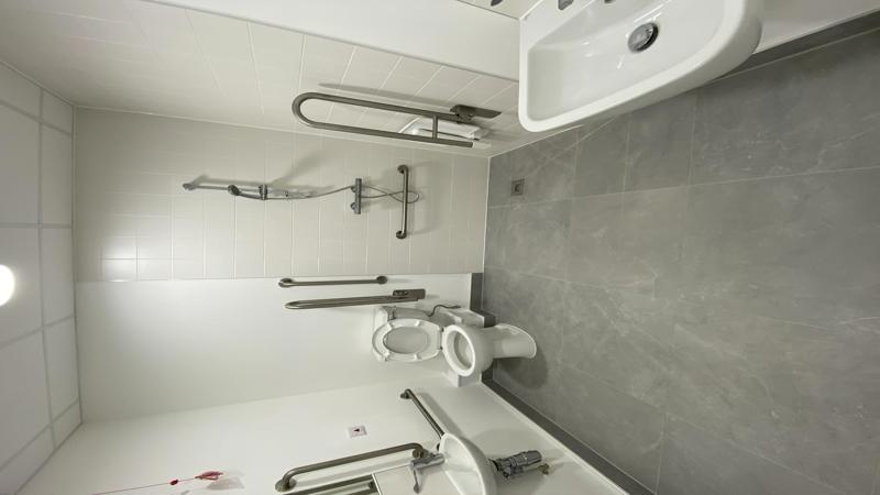 Ashford  Entralon Gate WC shower for all units.jpg