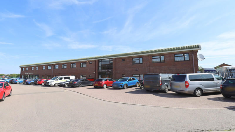 office to let Hinckley