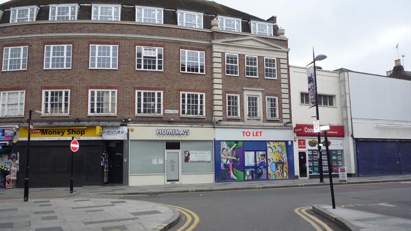 Retail Unit in Slough To Let