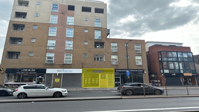 commercial unit to let Slough