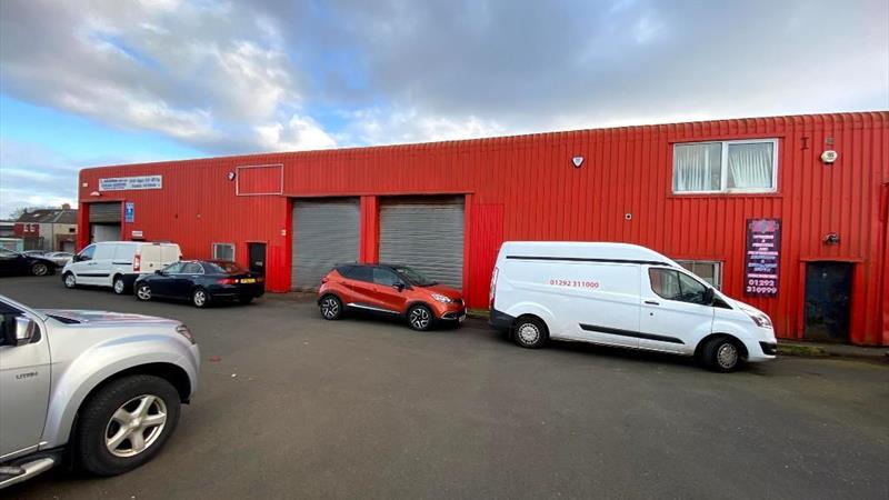Industrial Units With Dedicated Parking Bays