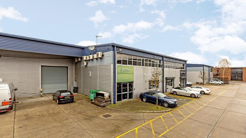 Warehouse For Sale/To Let in South Ruislip