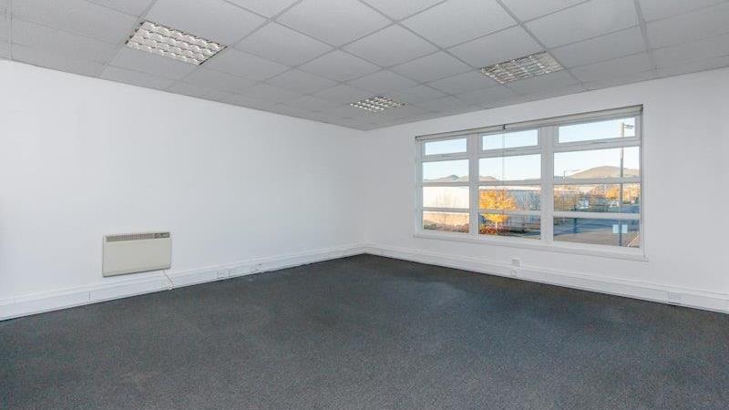 Industrial unit to let at Imex Business Centre, Loanhead, EH20 9LZ