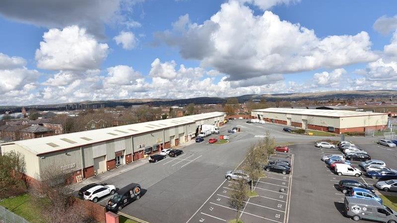 Industrial unit to let at Globe Park, Rochdale, OL16 5EB