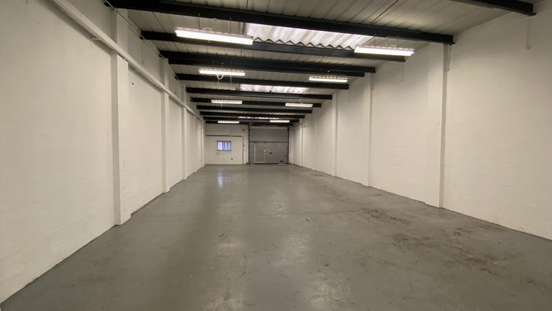 Warehouse With Ample Parking