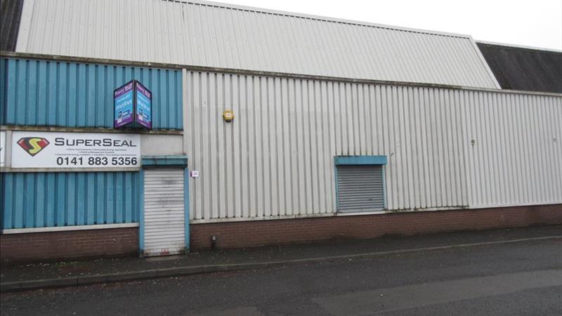 INDUSTRIAL UNIT WITH OFFICES & SECURE YARD