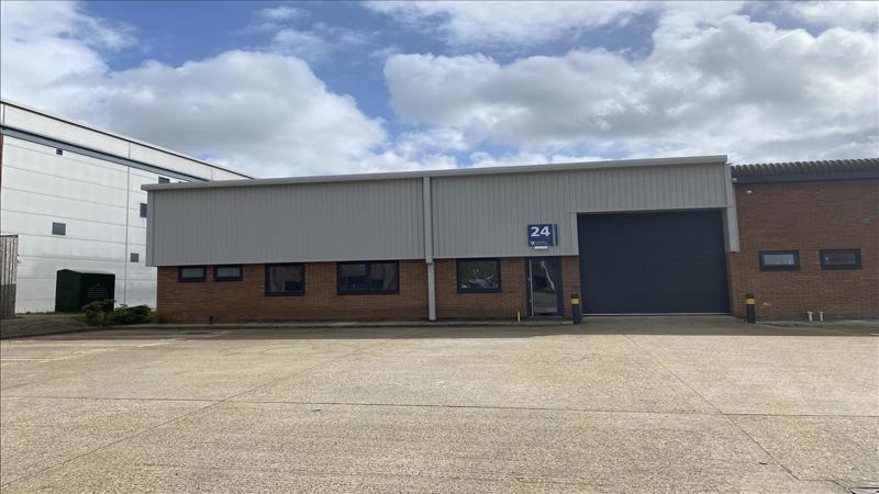 Fully Refurbished Warehouse / Industrial