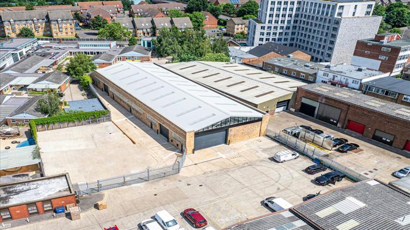 Industrial Warehouse / Trade Building | To Let