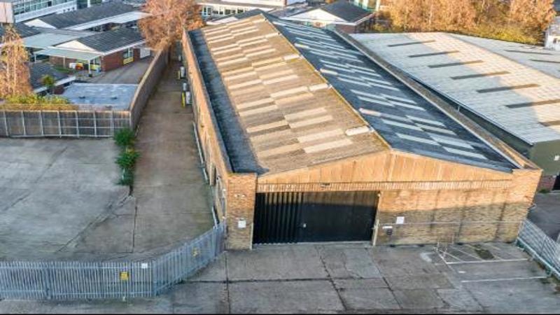 Industrial Warehouse / Trade Building | To Let