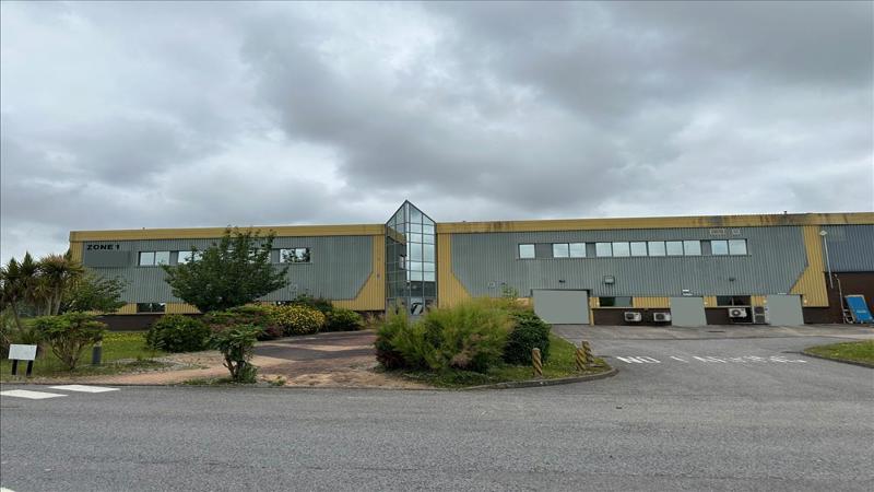 Warehouse Industrial Unit | To Let