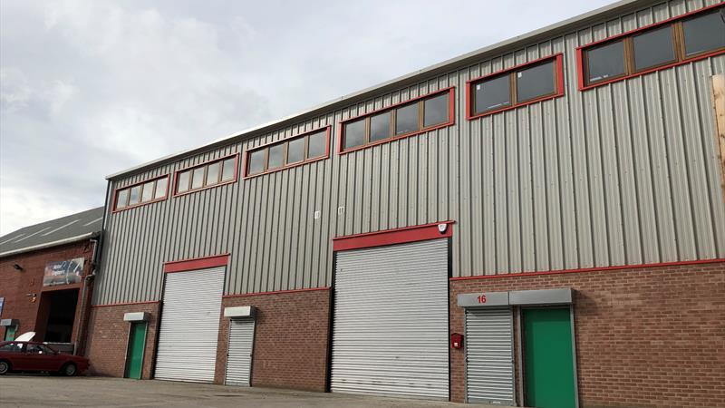 Warehouse With Excellent Transport Links