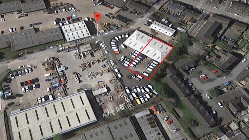 Single Storey Warehouse with secure yard 