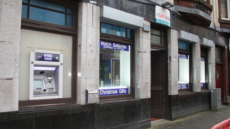 Retail Unit in Greenock To Let