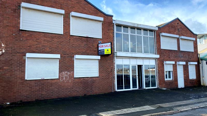 Trade Unit For Sale in Ayr