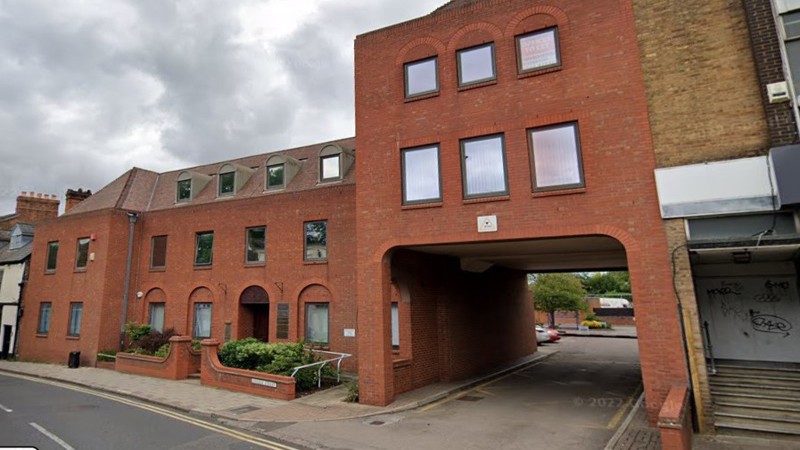 office to let Hitchin