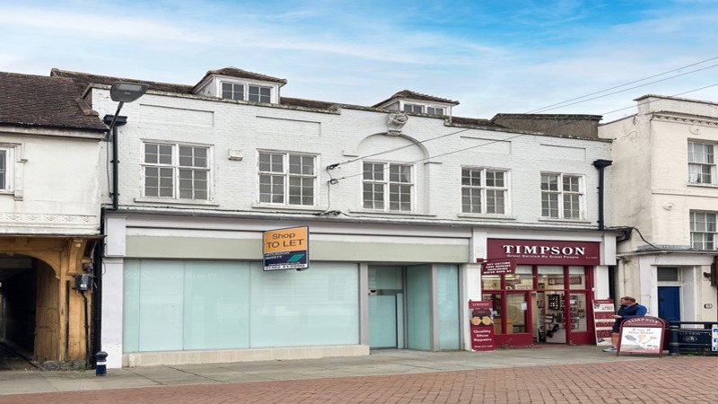 shop to let Hitchin