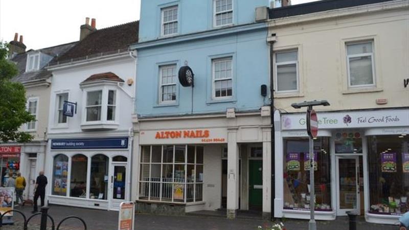Offices To Let in Alton