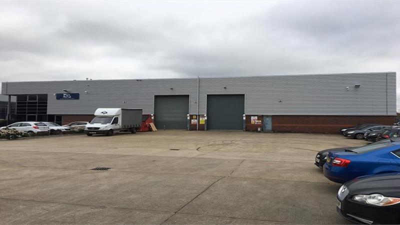 Warehouse To Let In Heathrow - External Image