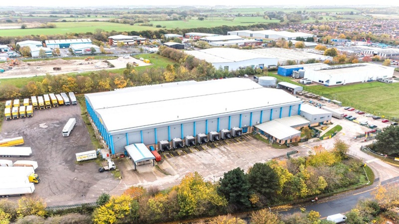 warehouse to let Normanton