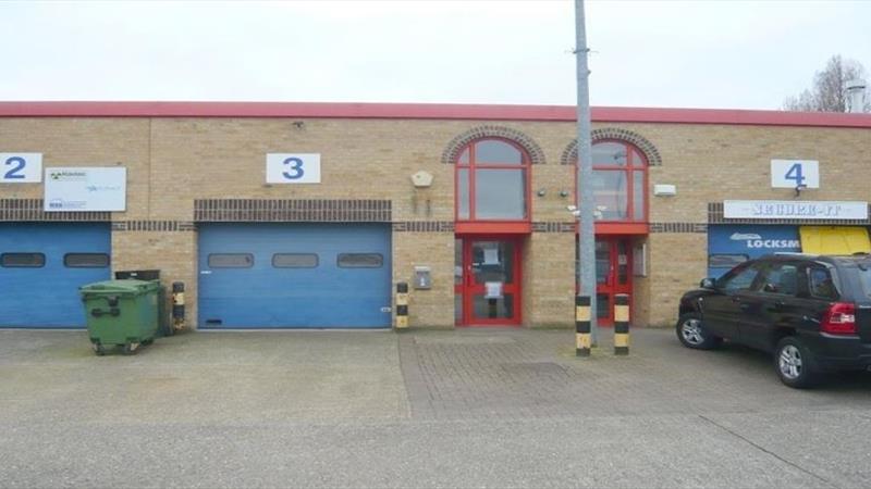 Warehouse to Let in Hounslow - External Image