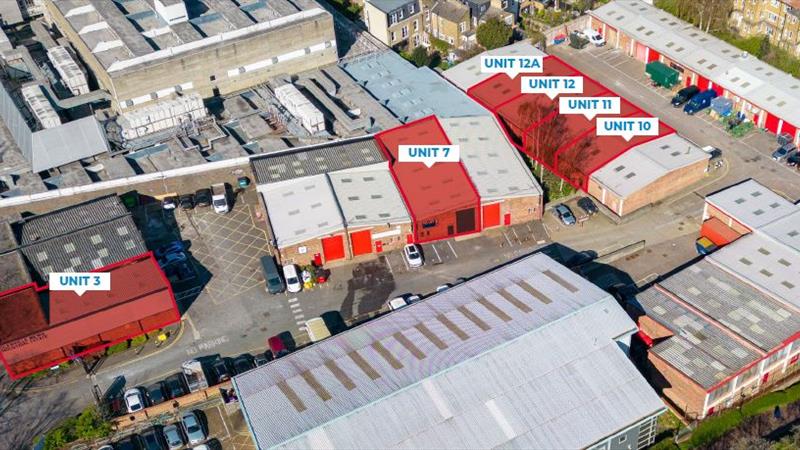 Industrial / Warehouse Unit To Let in Southfields 