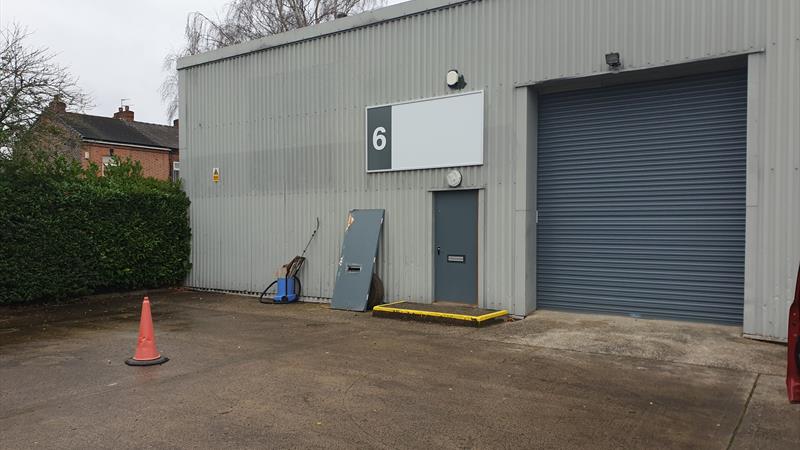 Industrial Unit With Ample Parking