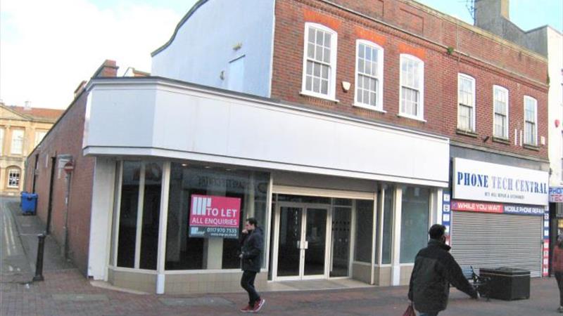 Shop To Let in Bridgwater
