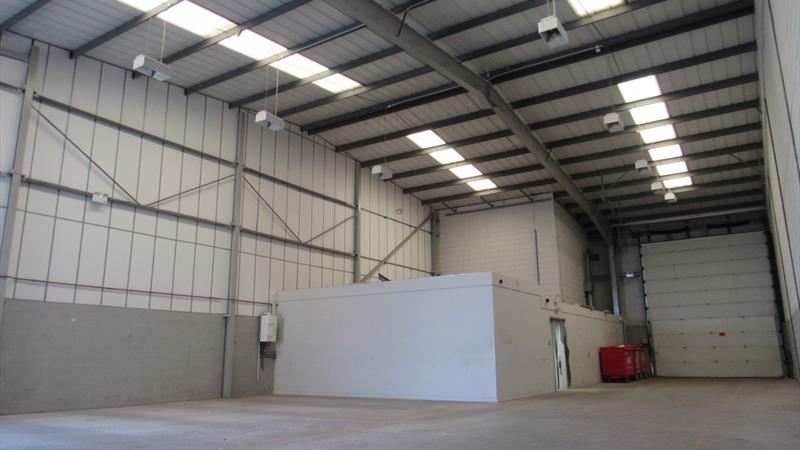 High-Class Industrial Unit In Central Greenock