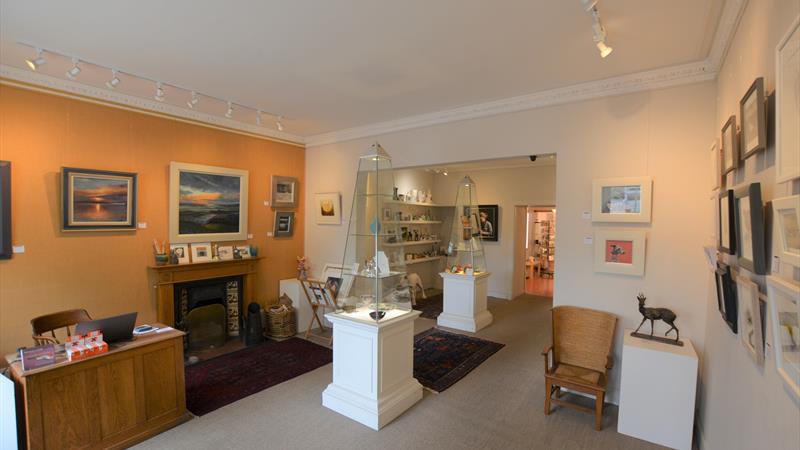 Front gallery