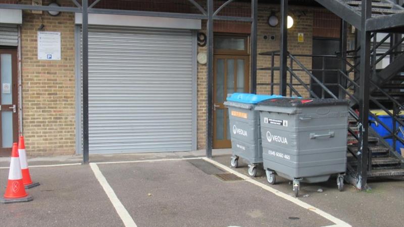 Warehouse To Let in Wandsworth