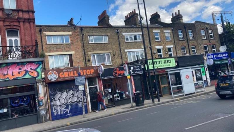 Shop To Let in Tower Hamlets