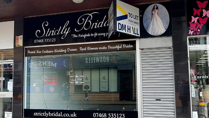 Shop To Let in Ayr