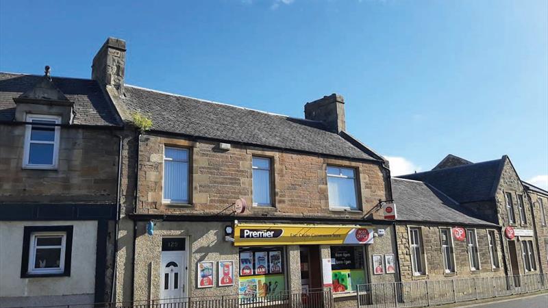 Retail Unit in Livingston For Sale