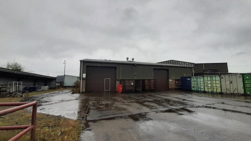 Industrial Unit With Yard & Parking