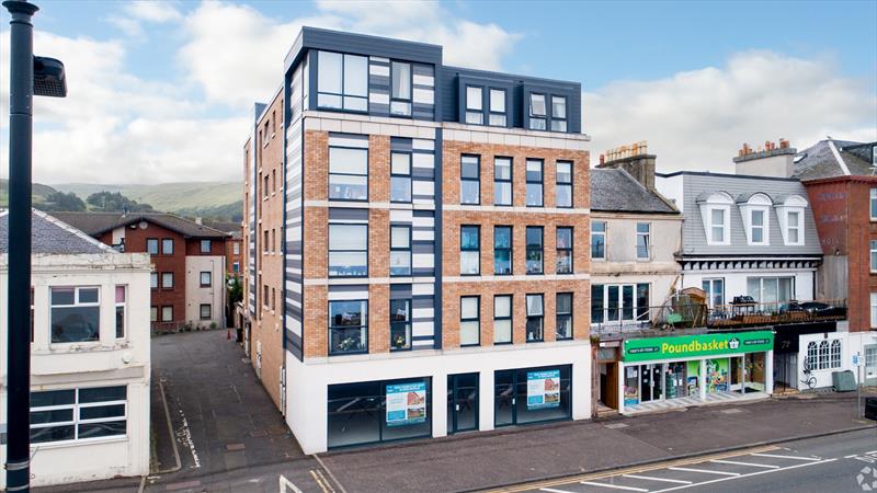 Shop To Let/For Sale in Largs