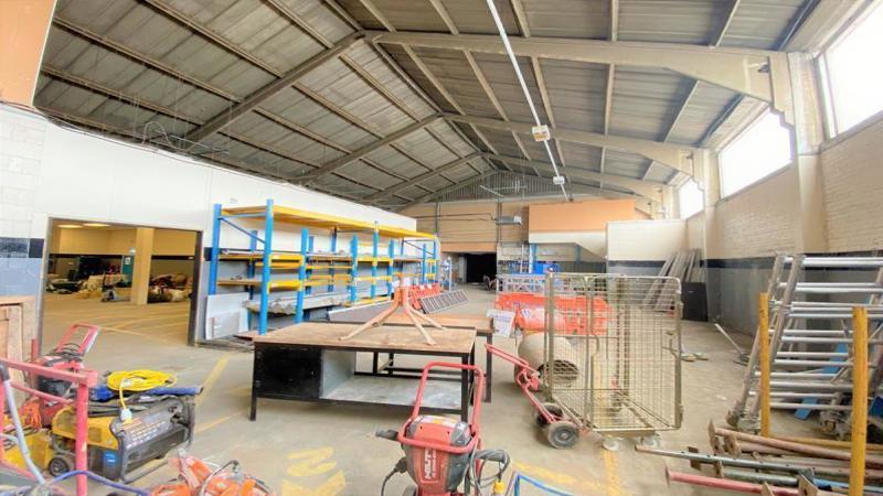 375 Bath Road - Slough - Warehouse To Let