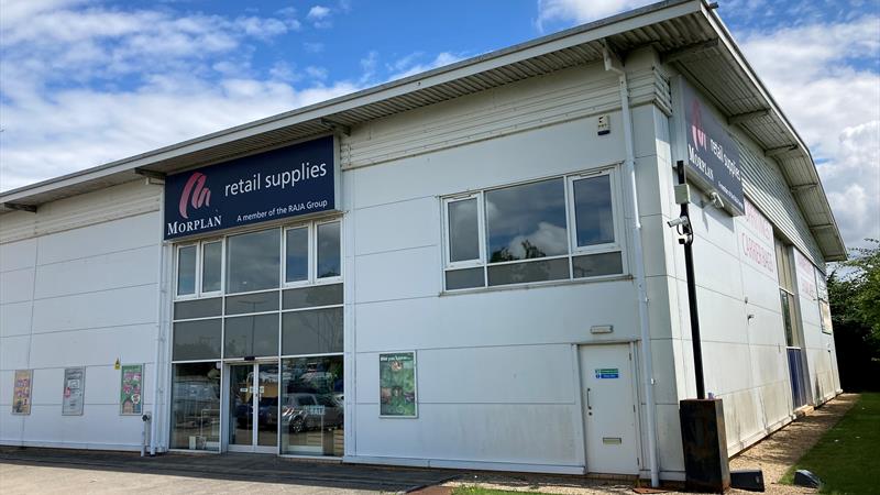 Warehouse To Let in Bristol