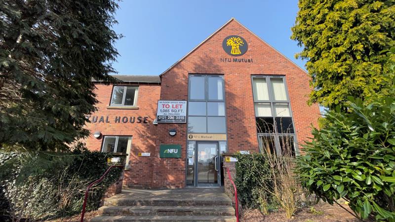 Office Suite To Let in Cheadle