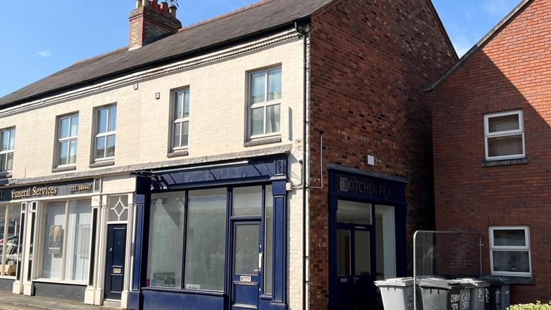 Retail Premises In Busy Location 
