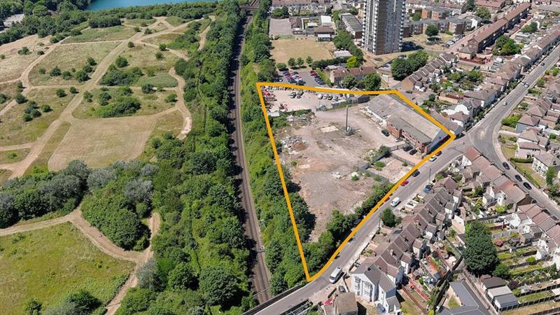 Land With Mixed Development Opportunity