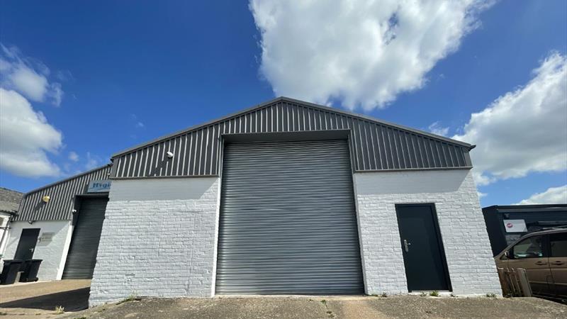 Warehouse With Good Road Links
