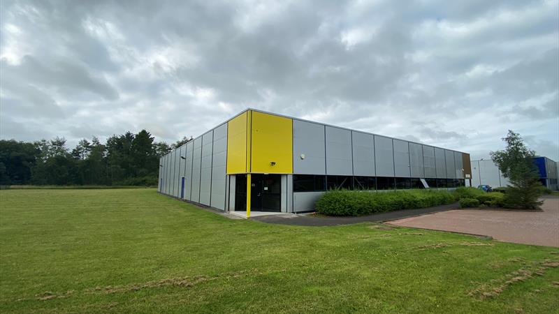 Warehouse To Let in East Kilbride
